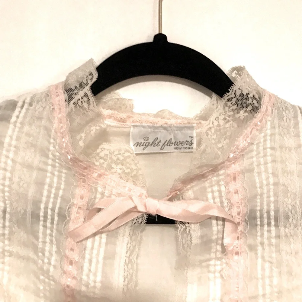 Vintage Night Flowers lingerie ivory cotton nightgown with lace detailing - Picture 2 of 11